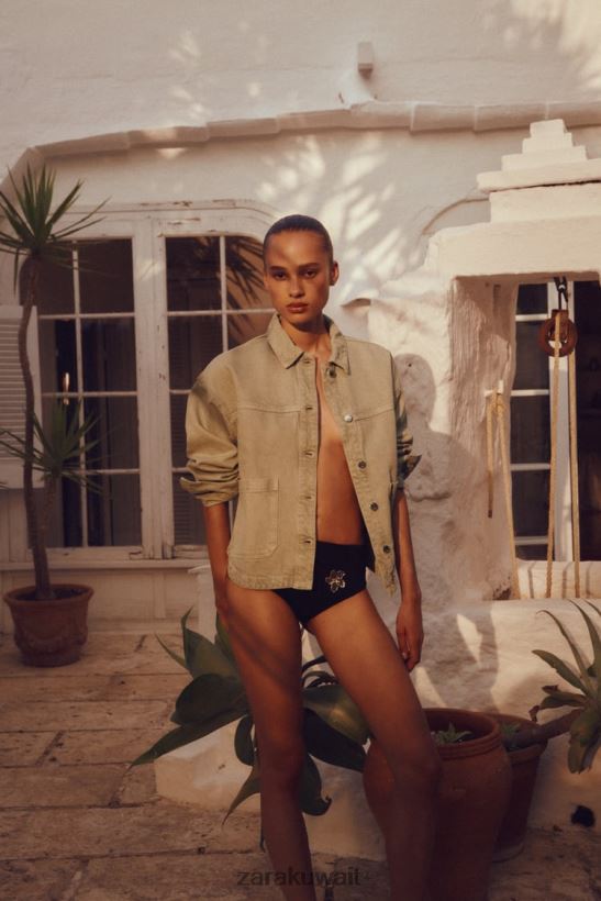 Zara سترة جينز بجيب مخيوط نحيف كاكي فاتح ملابس 6L6LL8104