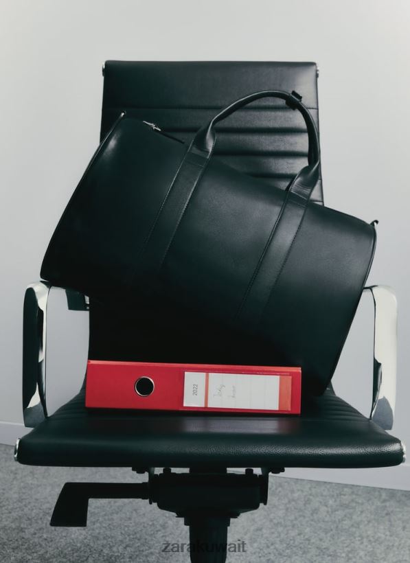 Zara حقيبة دفل من الجلد الناعم رجال أسود مُكَمِّلات 6L6LL81349