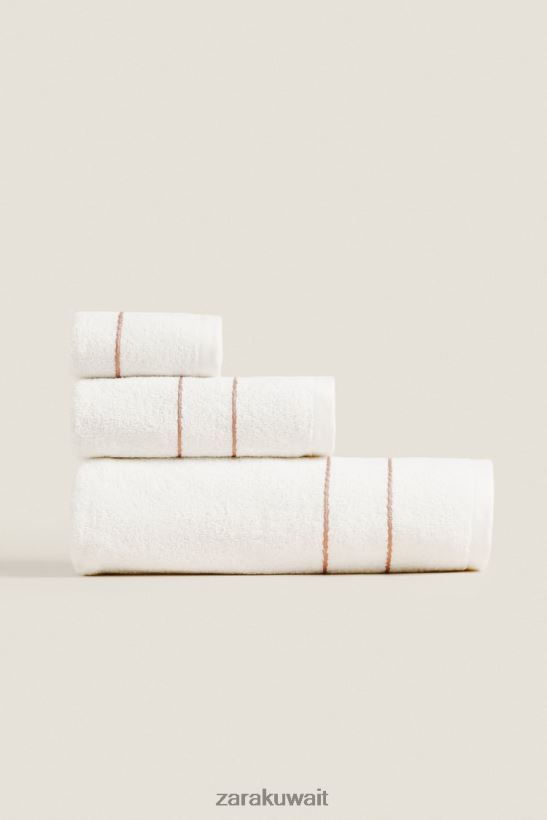 Zara منشفة بزخارف متباينة للجنسين وردي باهت مُكَمِّلات 6L6LL81708