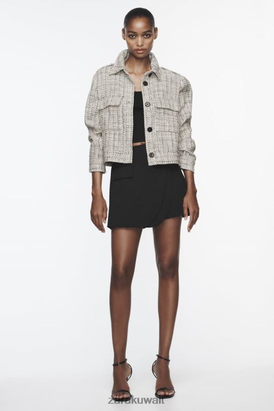 Zara سترة منظمة مع جيوب التصحيح نحيف بيج فاتح/أسود ملابس 6L6LL8172