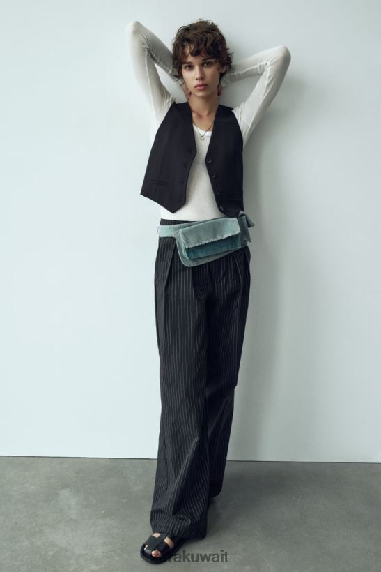 Zara سترة مصممة اقتصاص نحيف أسود ملابس 6L6LL8207