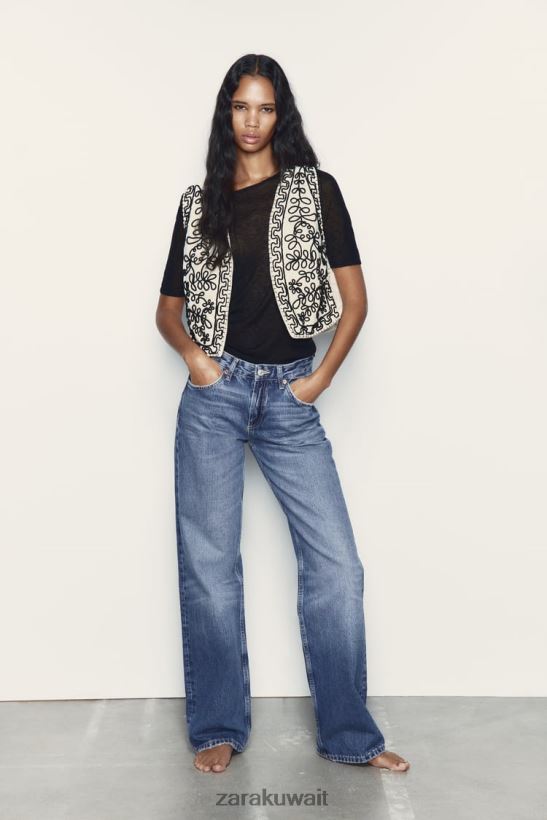 Zara سترة مبطنة مطرزة نحيف بيج فاتح ملابس 6L6LL8222