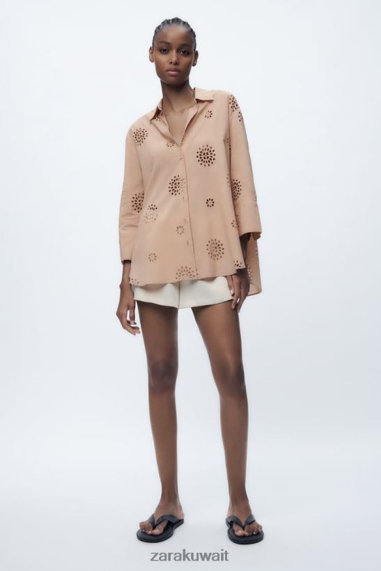 Zara قميص مطرز مخرم نحيف بيج/وردي ملابس 6L6LL8379