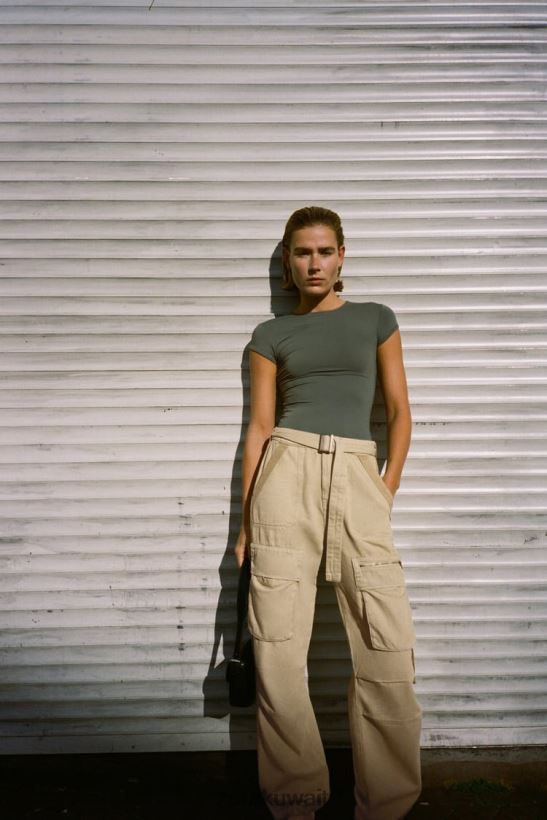 Zara تي شيرت من مادة البولي أميد نحيف الكاكي ملابس 6L6LL8475