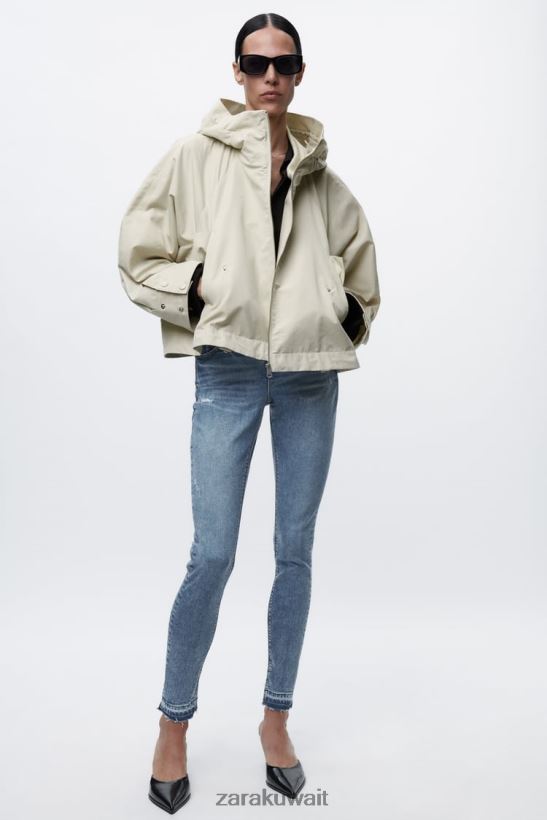 Zara سترة قصيرة مقنعين نحيف بيج فاتح ملابس 6L6LL85