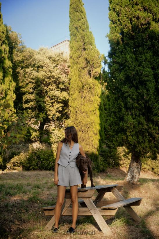 Zara شورت مطوي عالية الخصر نحيف رمادي ملابس 6L6LL8525