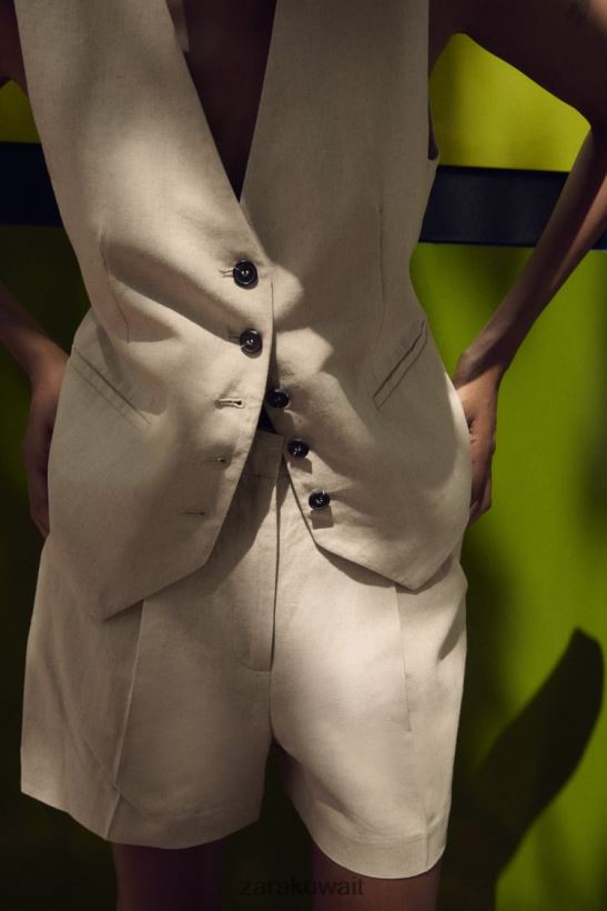 Zara شورت من مزيج الكتان عالي الارتفاع نحيف البيج الفاتح ملابس 6L6LL8574