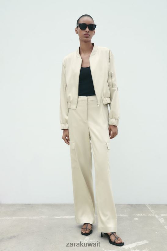 Zara سترة بومبر بتأثير الساتان نحيف الذهب الناعم ملابس 6L6LL860