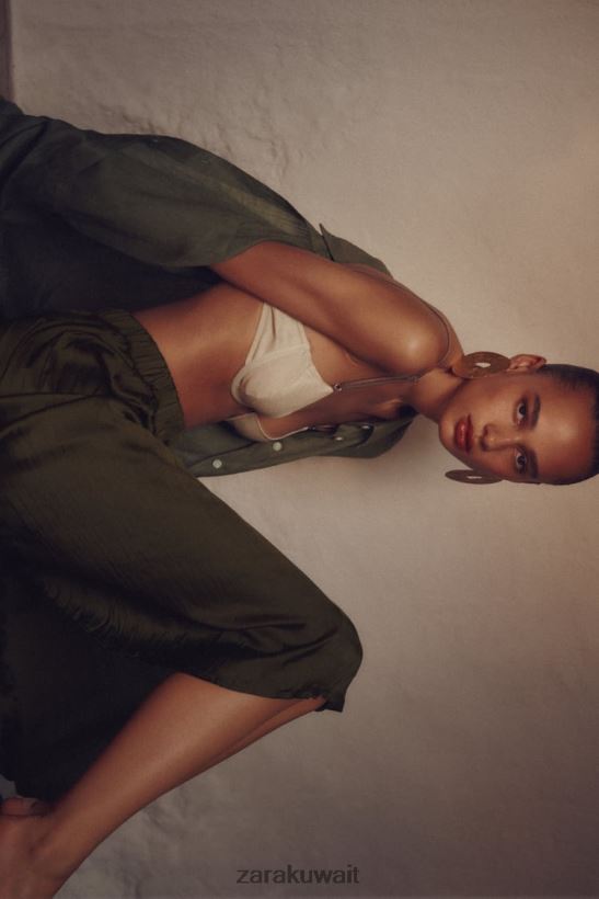 Zara تنورة طويلة بتأثير الساتان نحيف الكاكي ملابس 6L6LL8674