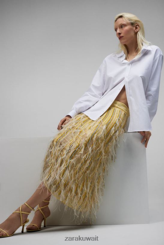Zara تنورة كريستالية ذات ريش إصدار محدود نحيف أصفر ملابس 6L6LL8722