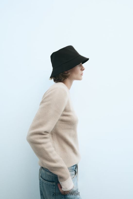 Zara قبعة دلو طاردة للماء نحيف أسود مُكَمِّلات 6L6LL8763