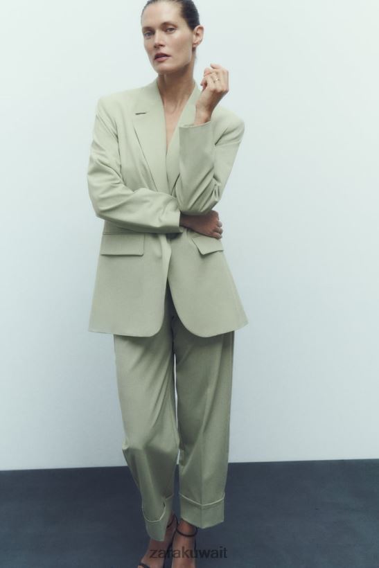 Zara بنطلون ساق مستقيمة بأساور مرفوعة نحيف اخضر فاتح ملابس 6L6LL8909