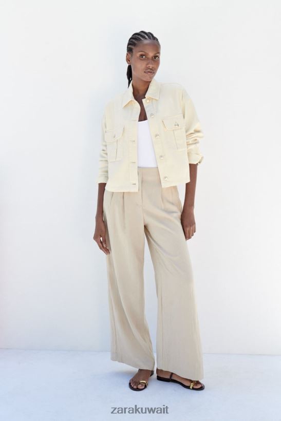 Zara قميص قطني بأزرار ذهبية نحيف بيج فاتح ملابس 6L6LL898