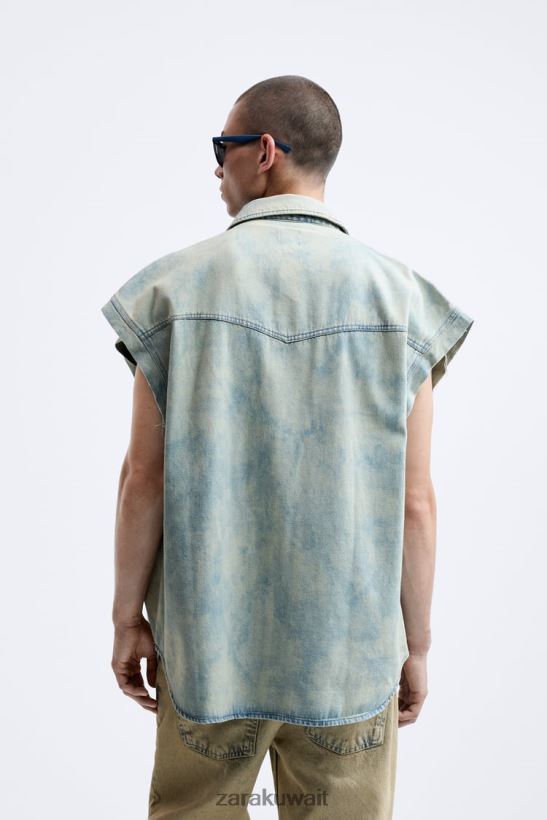 Zara قميص جينز بطبعة تجريدية رجال زبرجد ملابس 6L6LL8984