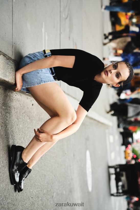 Zara Z1975 شورت عالي الخصر للأم نحيف أزرق فاتح ملابس 6L6LL8592