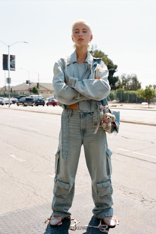 Zara سترة راكب الدراجة النارية من الدنيم trf نحيف أزرق فاتح ملابس 6L6LL863